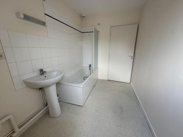 Location appartement Fouilloy 80800 Somme 55 m2  630 euros