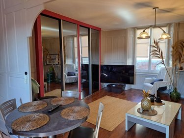 Immeuble a vendre Saint-Flour 15100 Cantal 300 m2  265000 euros