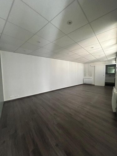Fonds et murs commerciaux a vendre Rennes 35000 Ille-et-Vilaine 40 m2  214400 euros