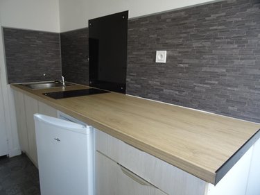 Location appartement Reims 51100 Marne 19 m2 1 pièce 420 euros