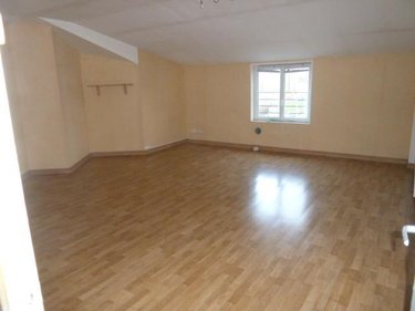 Fonds et murs commerciaux a vendre Proville 59267 Nord 863 m2  450000 euros