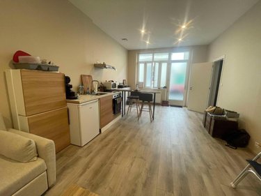 Fonds et murs commerciaux a vendre Saumur 49400 Maine-et-Loire 49 m2  92750 euros