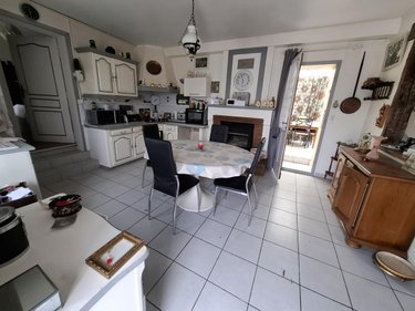 Maison a vendre Saintes 17100 Charente-Maritime 101 m2 4 pièces 85000 euros