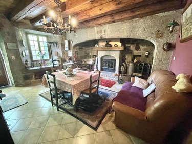 Maison a vendre Peyre en Aubrac 48130 Lozère 270 m2 7 pièces 170000 euros