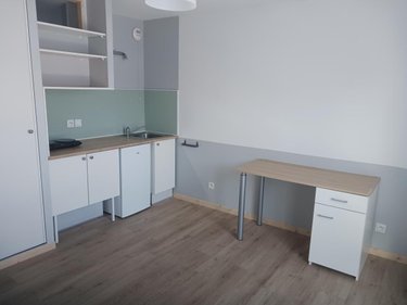 Location appartement Arras 62000 Pas-de-Calais 17 m2  350 euros
