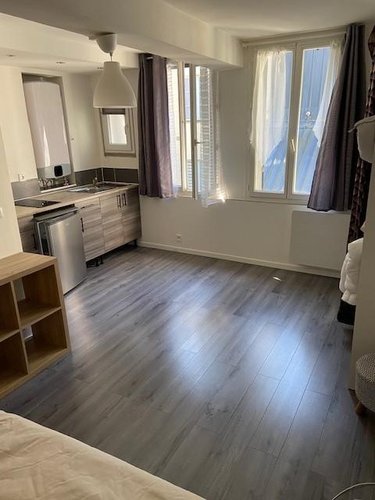 Location appartement Rouen 76000 Seine-Maritime 17 m2 1 pièce 427 euros