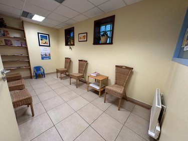 Fonds et murs commerciaux a vendre Vannes 56000 Morbihan 88 m2  288050 euros