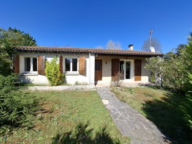 Maison a vendre Saintes 17100 Charente-Maritime 89 m2 4 pièces 162626 euros