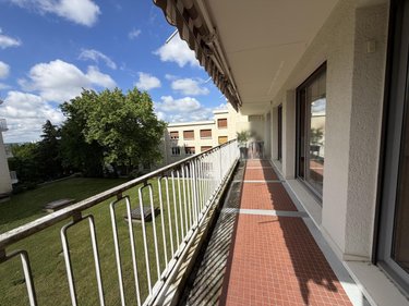 Appartement a vendre Cholet 49300 Maine-et-Loire 105 m2 5 pièces 147000 euros