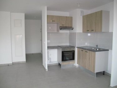 Location appartement Le Petit-Quevilly 76140 Seine-Maritime 55 m2 3 pièces 669 euros