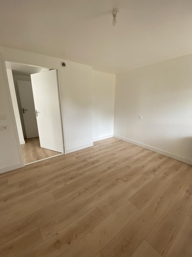 Location appartement Loudéac 22600 Côtes-d'Armor 42 m2 2 pièces 550 euros
