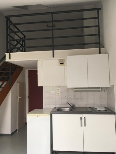 Location appartement Nantes 44000 Loire-Atlantique 18 m2 1 pièce 485 euros