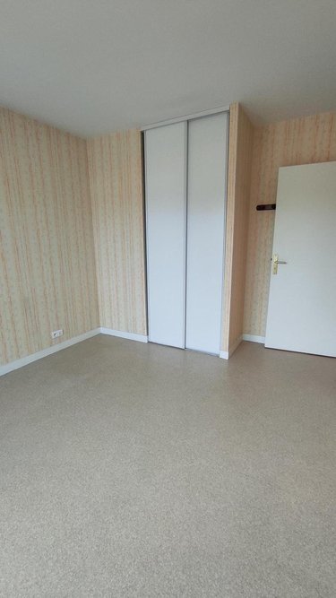 Location appartement Questembert 56230 Morbihan 83 m2 3 pièces 735 euros