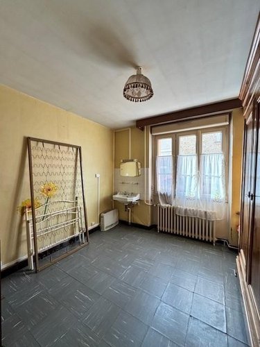Maison a vendre Loué 72540 Sarthe 131 m2 8 pièces 137150 euros