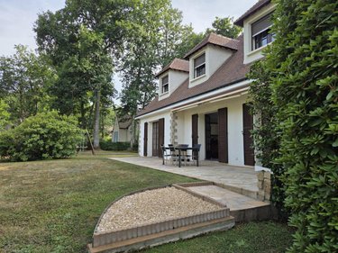 Maison a vendre Allonnes 72700 Sarthe 124 m2 6 pièces 304000 euros