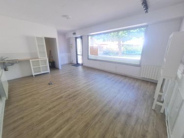 Location fonds et murs commerciaux Montoire-sur-le-Loir 41800 Loir-et-Cher 28 m2  500 euros