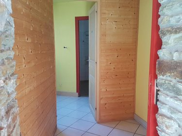 Fonds et murs commerciaux a vendre Gourin 56110 Morbihan 200 m2  131102 euros