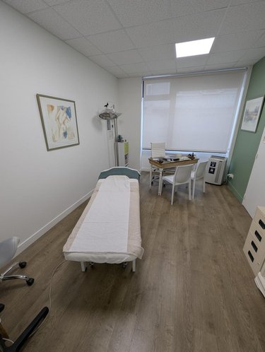 Fonds et murs commerciaux a vendre Chambéry 73000 Savoie 49 m2  182500 euros