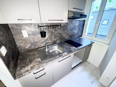 Location appartement Saint-Chély-d'Apcher 48200 Lozère 35 m2  370 euros