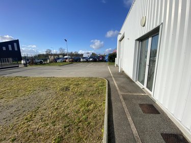 Fonds et murs commerciaux a vendre Étriché 49330 Maine-et-Loire 191 m2  273000 euros