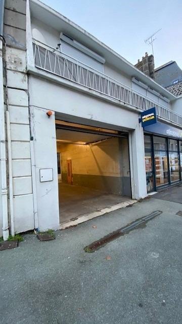 Location divers Saint-Malo 35400 Ille-et-Vilaine 80 m2  500 euros
