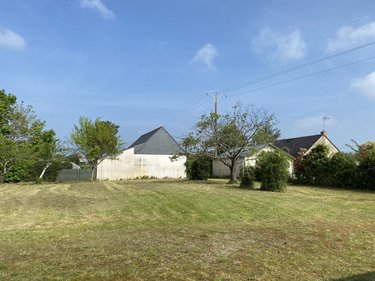 Terrain a batir a vendre Montreuil-sur-Loir 49140 Maine-et-Loire 933 m2  94320 euros