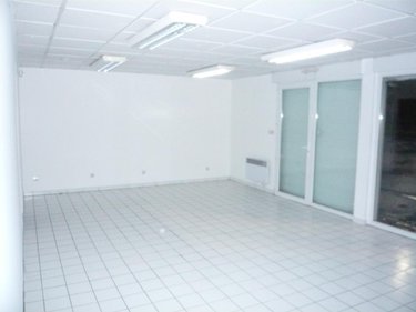 Location fonds et murs commerciaux Arras 62000 Pas-de-Calais 46 m2  650 euros
