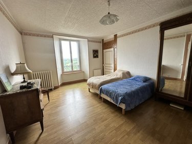 Appartement a vendre Saint-Flour 15100 Cantal 98 m2  116600 euros