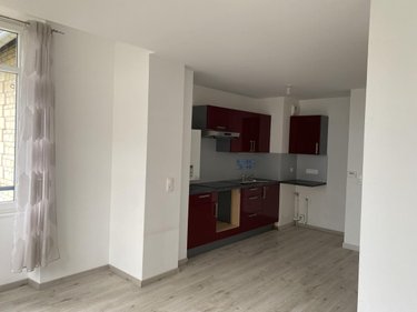 Location appartement Caen 14000 Calvados 80 m2  909 euros