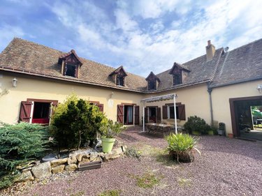 Maison a vendre Moncé-en-Saosnois 72260 Sarthe 189 m2 8 pièces 181900 euros