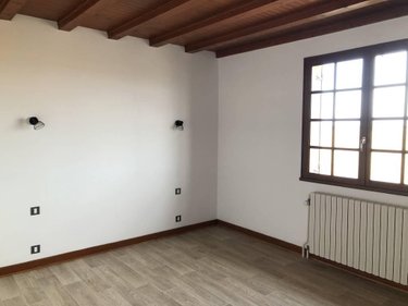Location maison Longwy-sur-le-Doubs 39120 Jura 125 m2 5 pièces 870 euros