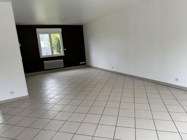 Location maison Bussy-lès-Daours 80800 Somme 103 m2 4 pièces 835 euros