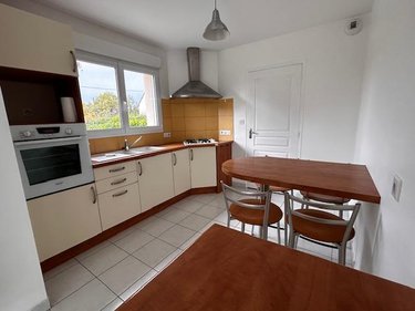 Location maison Guer 56380 Morbihan 98 m2 5 pièces 850 euros