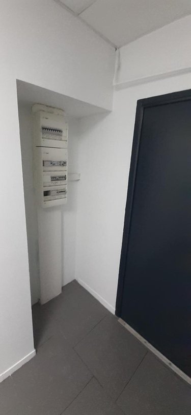 Location fonds et murs commerciaux Loudéac 22600 Côtes-d'Armor 40 m2  445 euros