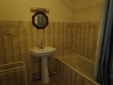 Location appartement Châlons-en-Champagne 51000 Marne 33 m2 1 pièce 396 euros