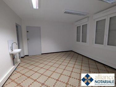 Location fonds et murs commerciaux Noues de Sienne 14380 Calvados 83 m2  505 euros