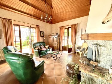 Maison a vendre Saint-Chély-d'Apcher 48200 Lozère 103 m2 9 pièces 219000 euros