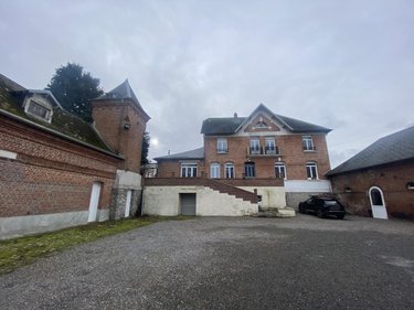Immeuble a vendre Bapaume 62450 Pas-de-Calais 250 m2  786000 euros