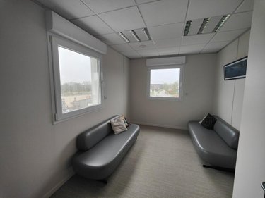 Fonds et murs commerciaux a vendre Vannes 56000 Morbihan 301 m2  935550 euros