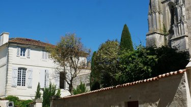 Appartement a vendre Saintes 17100 Charente-Maritime 76 m2 2 pièces 167872 euros