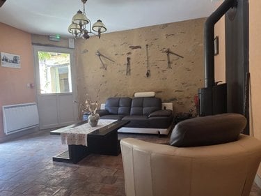 Immeuble a vendre Coudray 53200 Mayenne 455 m2  641600 euros