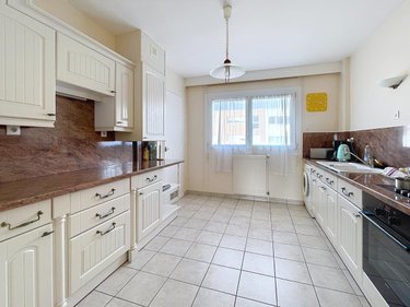 Appartement a vendre Lorient 56100 Morbihan 82 m2 4 pièces 187920 euros