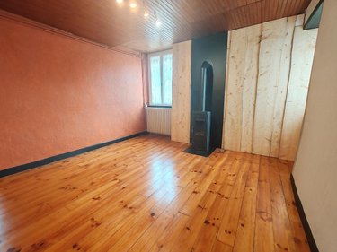 Location maison Plougonven 29640 Finistère 69 m2  750 euros