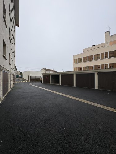 Garage et parking a vendre Laon 02000 Aisne 14 m2  12000 euros