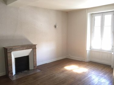 Immeuble a vendre Longuenée-en-Anjou 49770 Maine-et-Loire 280 m2  281160 euros