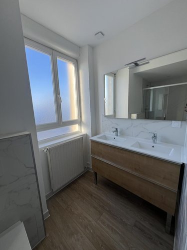 Location maison Saint-Georges-sur-Loire 49170 Maine-et-Loire 97 m2  800 euros