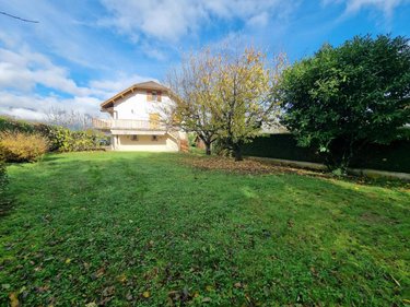 Maison a vendre Prévessin-Moëns 01280 Ain 193 m2  895000 euros