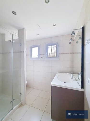 Maison a vendre Prévessin-Moëns 01280 Ain 193 m2  895000 euros