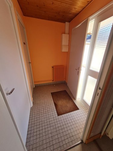 Fonds et murs commerciaux a vendre Saint-Amand-Longpré 41310 Loir-et-Cher 69 m2  114800 euros