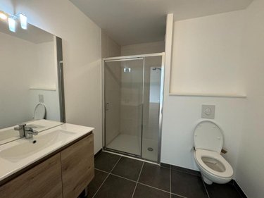 Location appartement Saint-Malo 35400 Ille-et-Vilaine 42 m2 2 pièces 614 euros